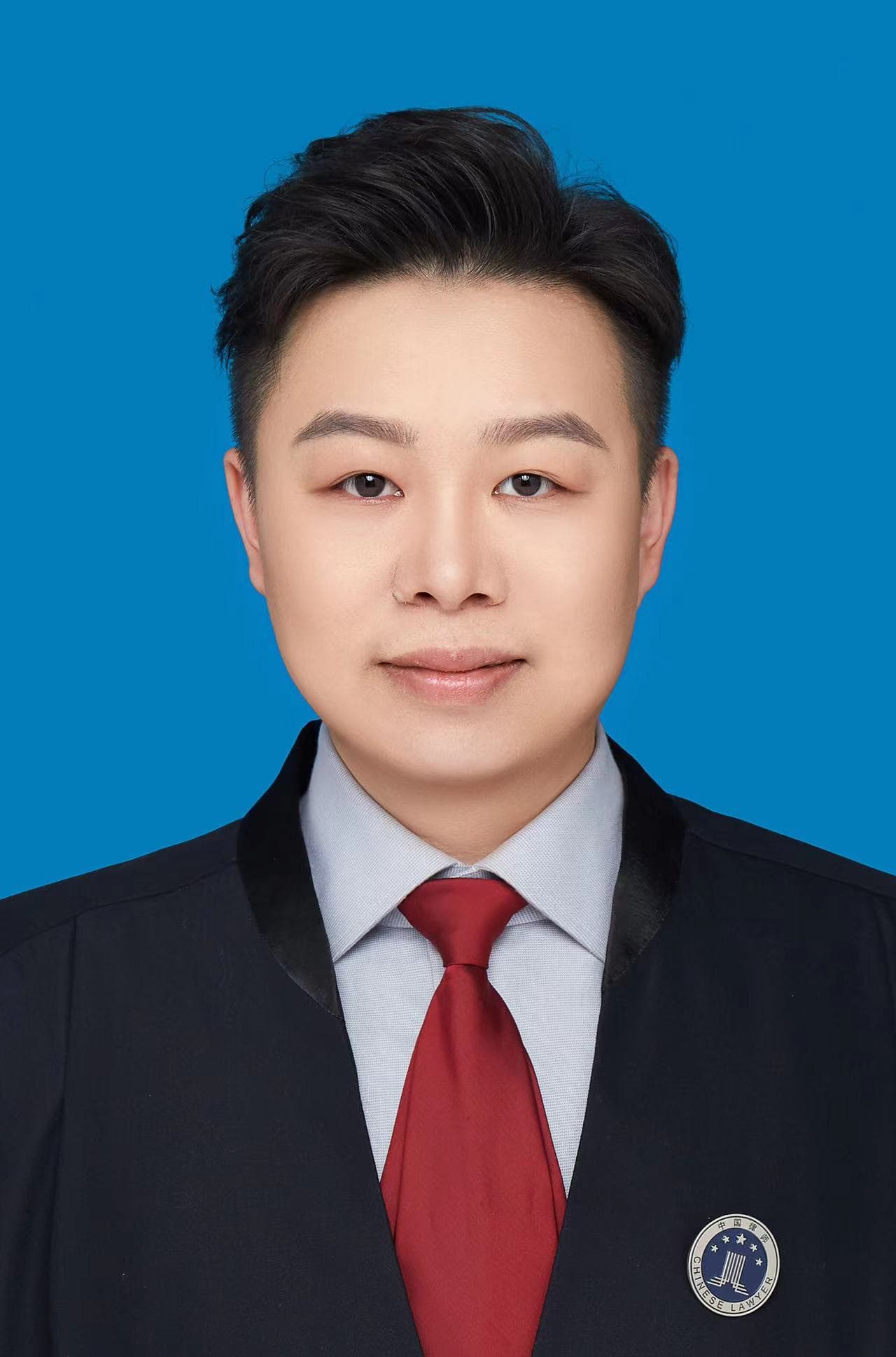 黄晨